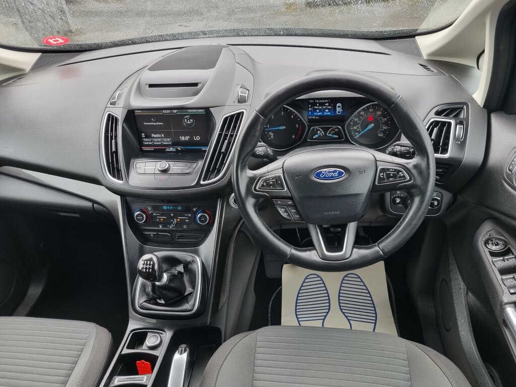 Ford C-Max 1.0 Ecoboost 125 Titanium Red #11