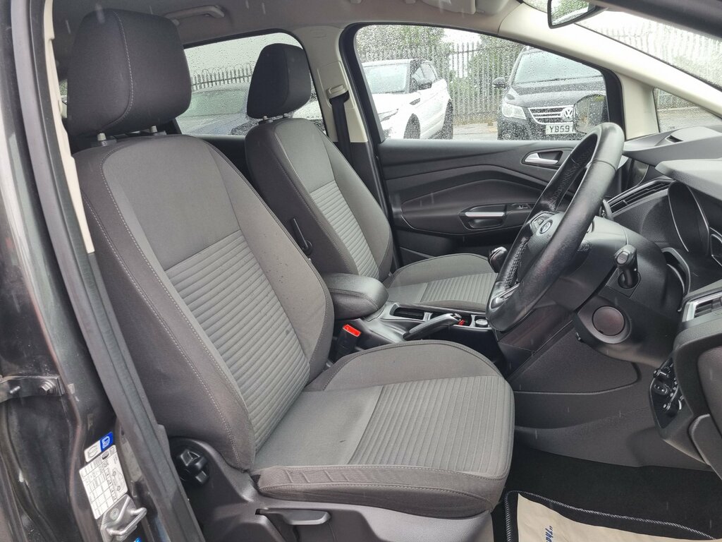 Ford C-Max 1.0 Ecoboost 125 Titanium Red #8