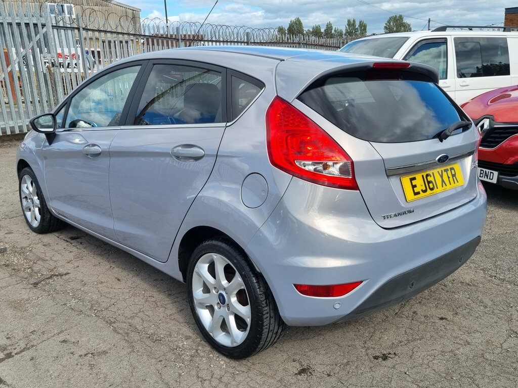 Ford Fiesta 1.4 Titanium Hatchback 154 G Silver #4