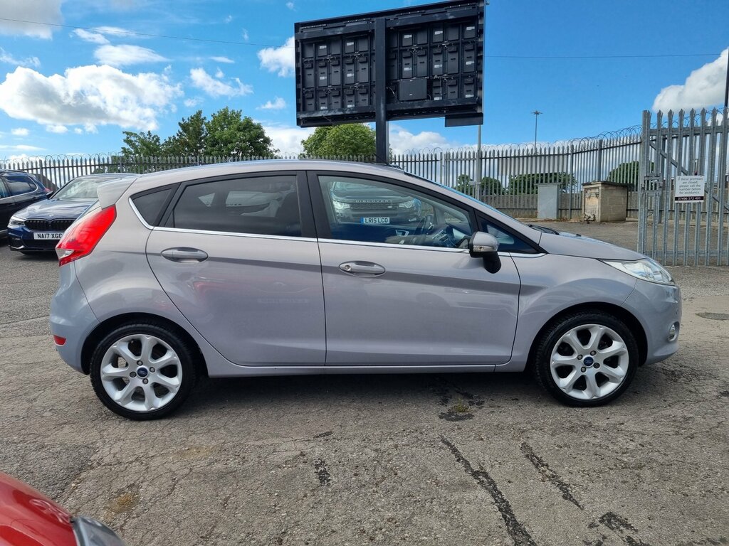 Ford Fiesta 1.4 Titanium Hatchback 154 G Silver #5