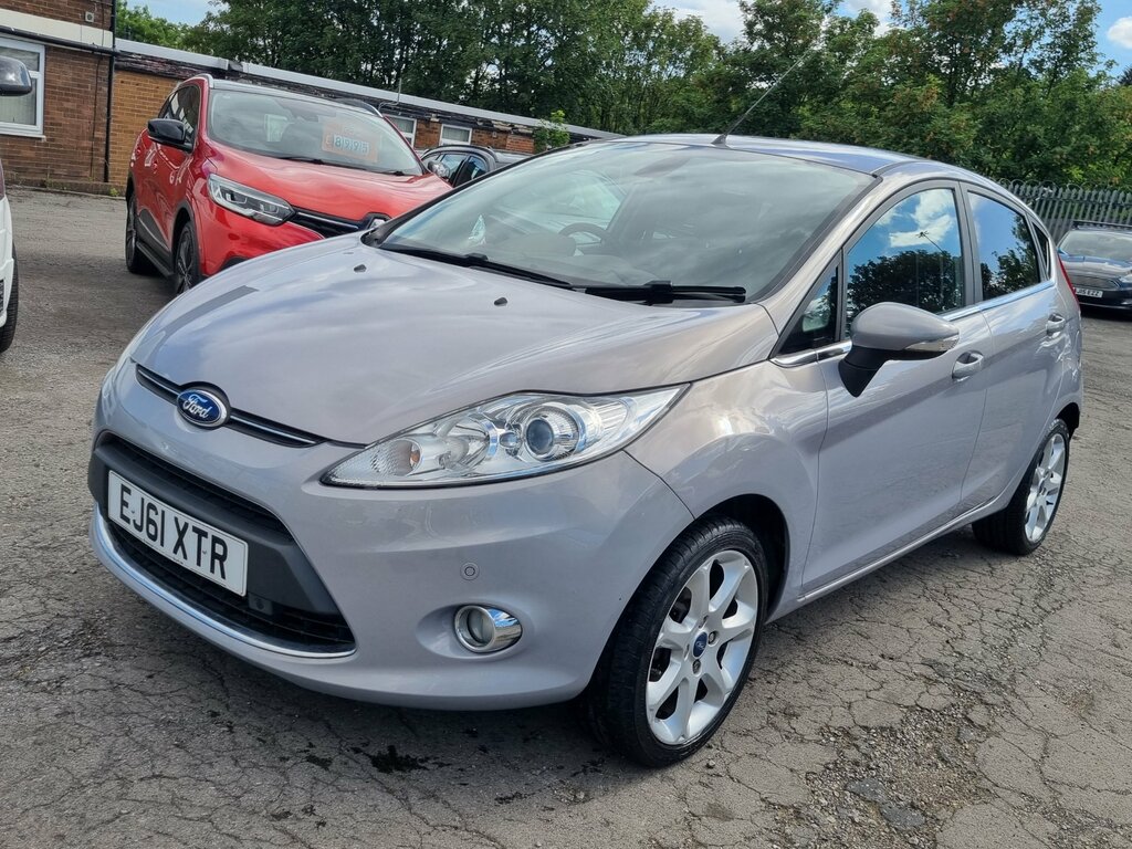 Ford Fiesta 1.4 Titanium Hatchback 154 G Silver #3