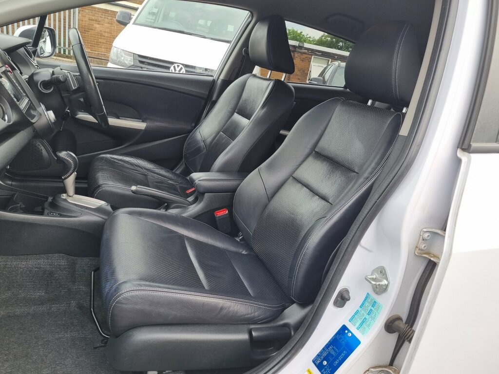 Honda Insight 1.3 Ima Es Hybrid Cvt Red #17