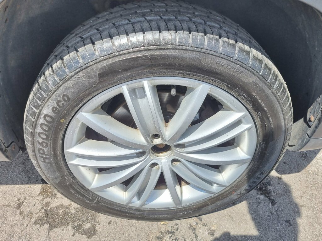Volkswagen Tiguan Match Black #21