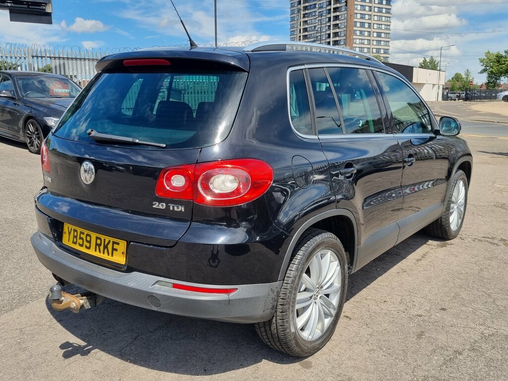 Volkswagen Tiguan Match Black #6