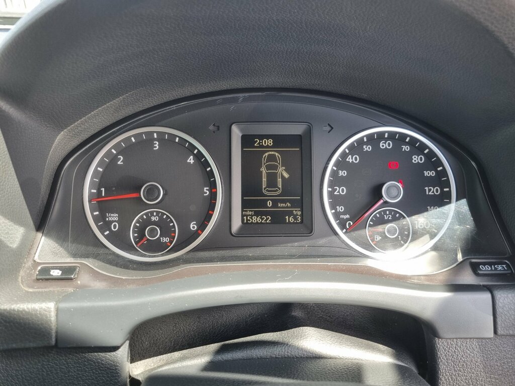 Volkswagen Tiguan Match Black #10