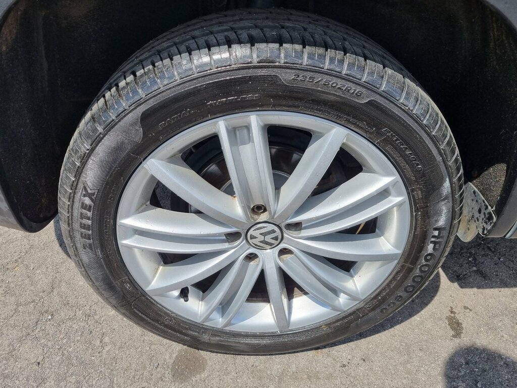 Volkswagen Tiguan Match Black #20