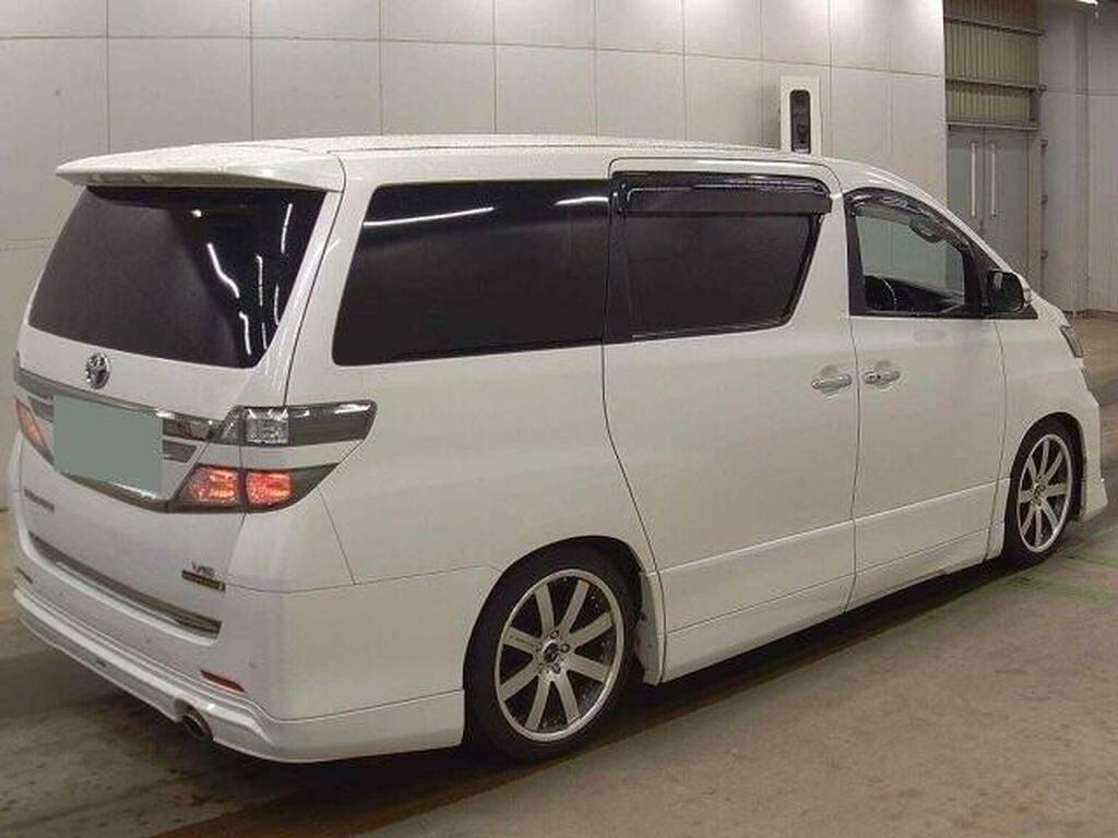 Toyota Vellfire Mpv 3.5 V6 Golden Eyes 2 201414 White #4