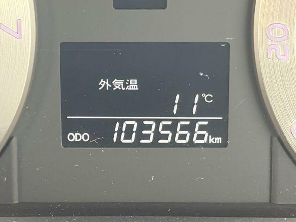 Toyota Vellfire E-four Hybrid 2014 Ulez , Bimta Crtfd,low M White #23