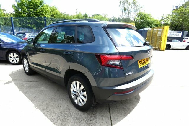 Skoda Karoq 2018 1.0 Tsi Se Nav Plus Suv Eur Grey #6