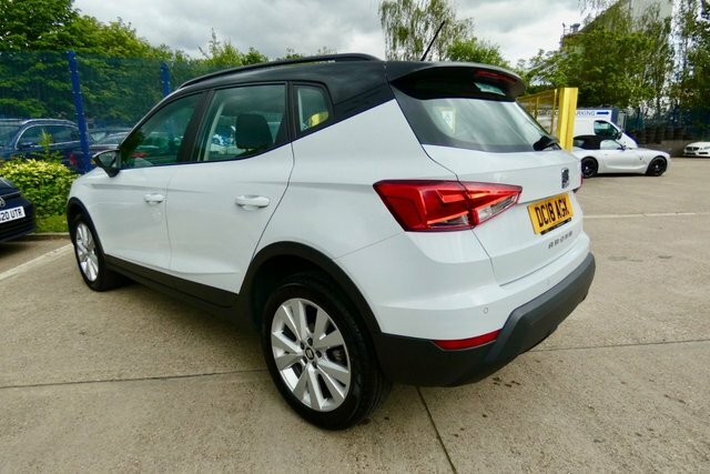 Seat Arona 2018 1.6 Tdi Se Technology Lux Suv Manu White #6