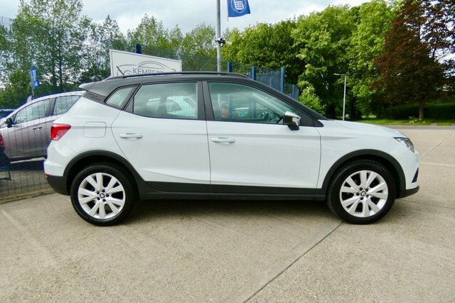 Seat Arona 2018 1.6 Tdi Se Technology Lux Suv Manu White #4