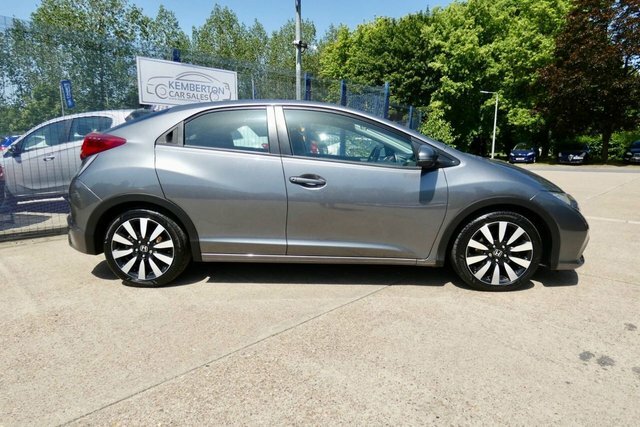 Honda Civic 2014 1.8 I-vtec Se Plus Hatchback Manua Grey #4