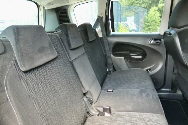 Citroen C3 Picasso 1.4L Vt Green #9