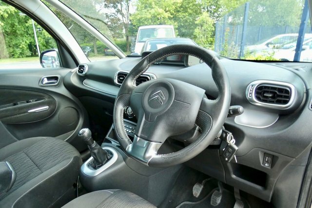 Citroen C3 Picasso 1.4L Vt Green #11