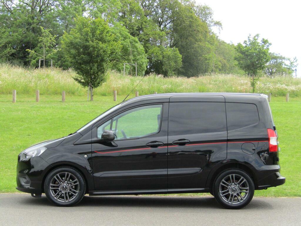 Ford Transit Courier 1.5 Tdci Sport L1 Euro 6 Black #4