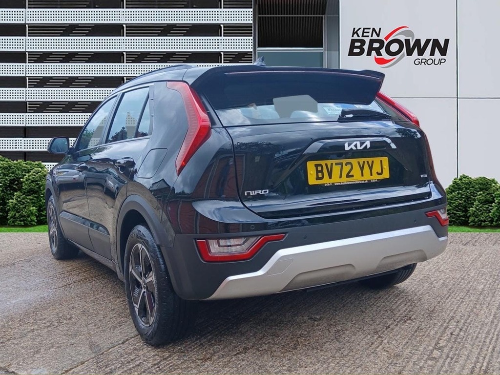 Kia Niro 1.6H Gdi 2 Suv Hybrid Dct BV72YYJ Black #2
