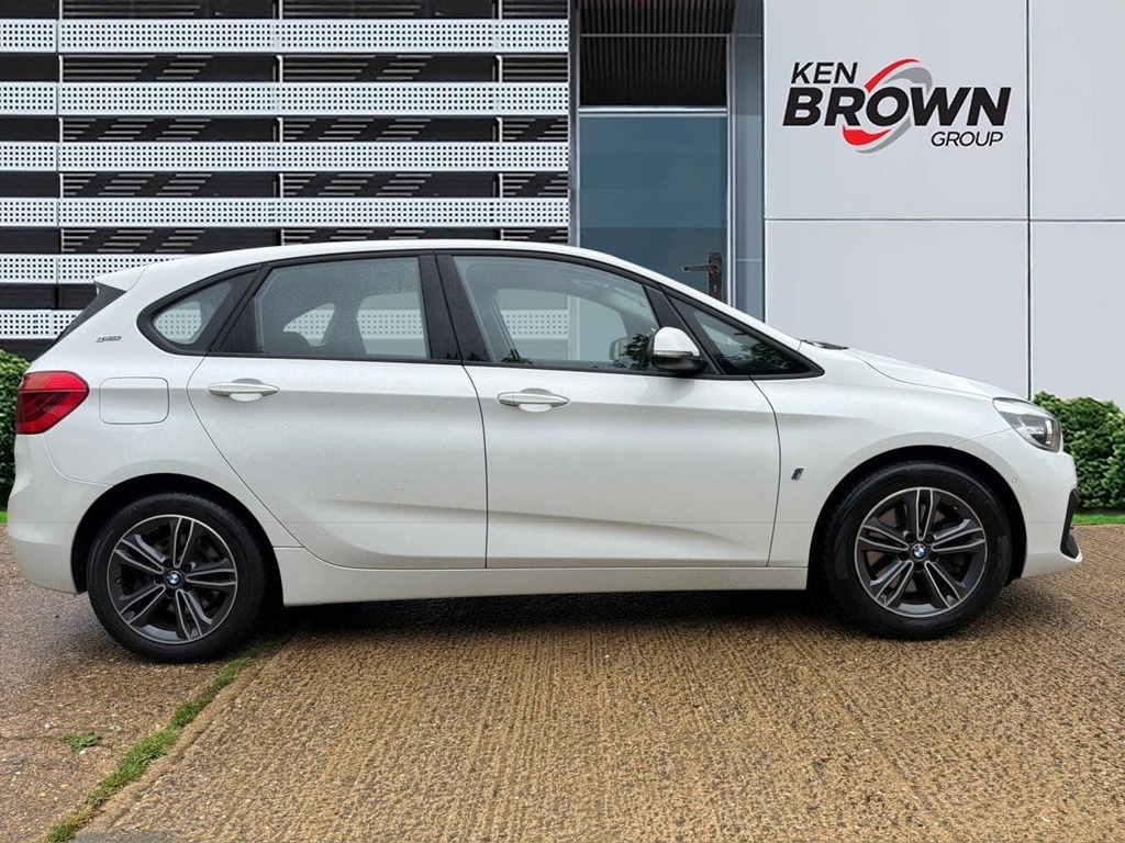 BMW 2 Series Active Tourer 1.5 225Xe 7.6Kwh Sport Mpv Plug In Hybr White #5