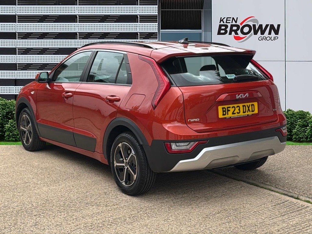 Kia Niro 1.6H Gdi 2 Suv Hybrid Dct BF23DXD Orange #2