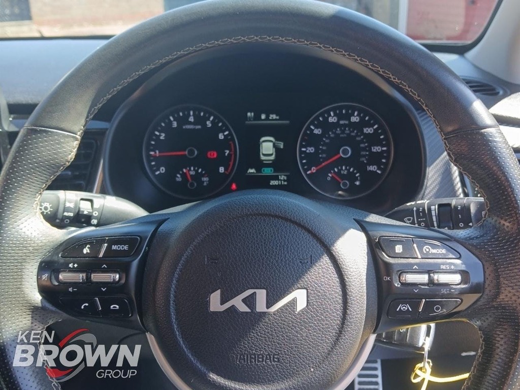 Kia Stonic 1L Connect White #22