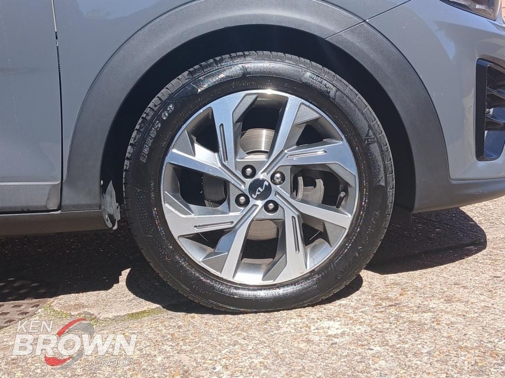 Kia Stonic 1L Connect White #9