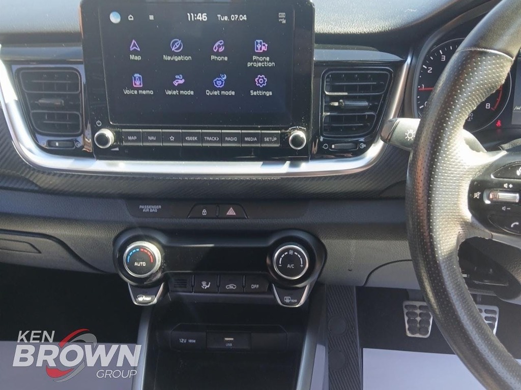 Kia Stonic 1L Connect White #23