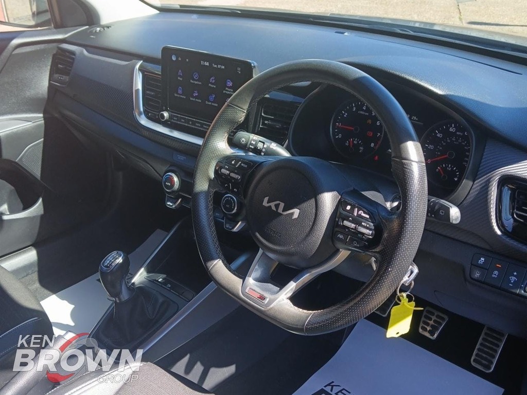 Kia Stonic 1L Connect White #12