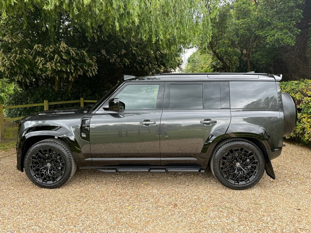 Land Rover Defender 110 Suv MK26QQQ Grey #5