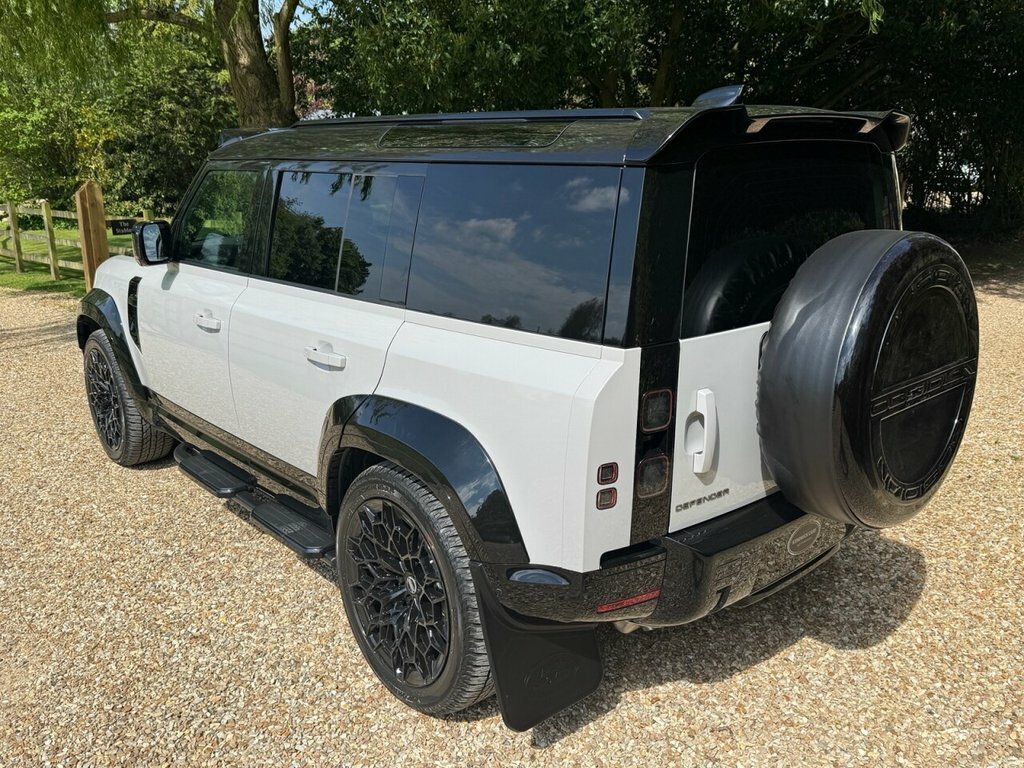 Land Rover Defender 110 Suv SK26QQQ Grey #5