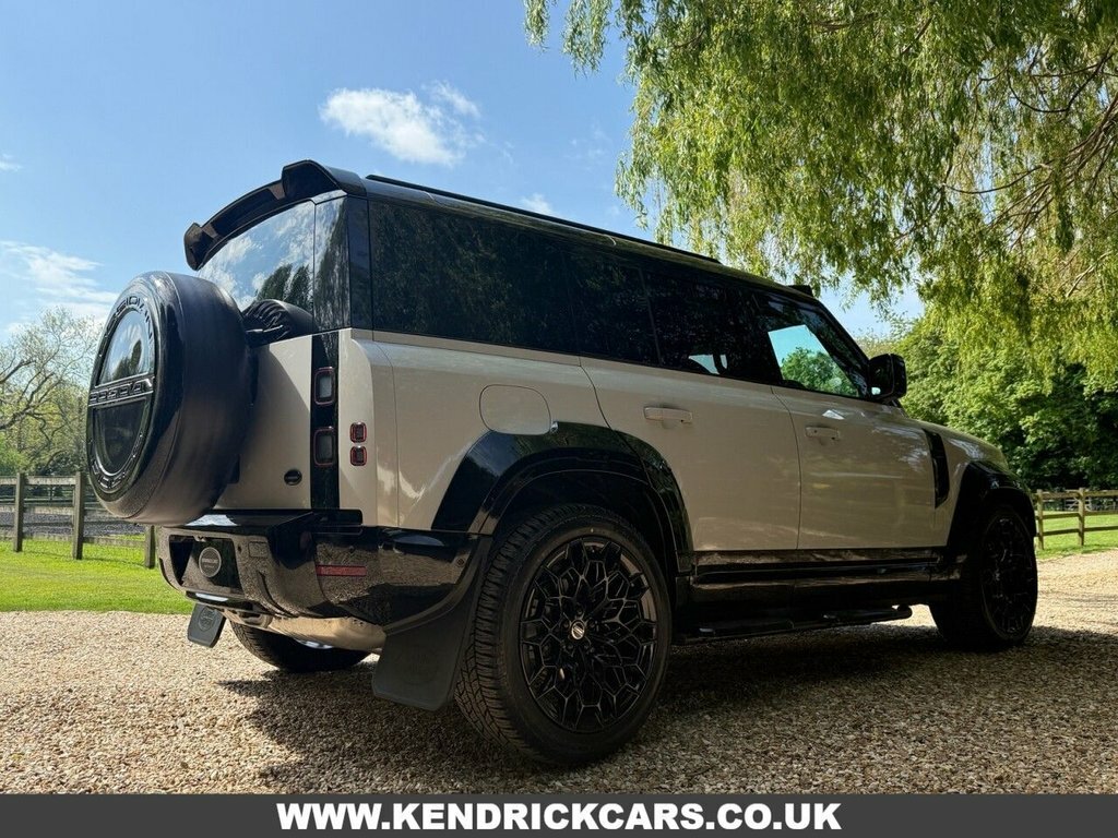 Land Rover Defender 110 Suv SK26QQQ Grey #4
