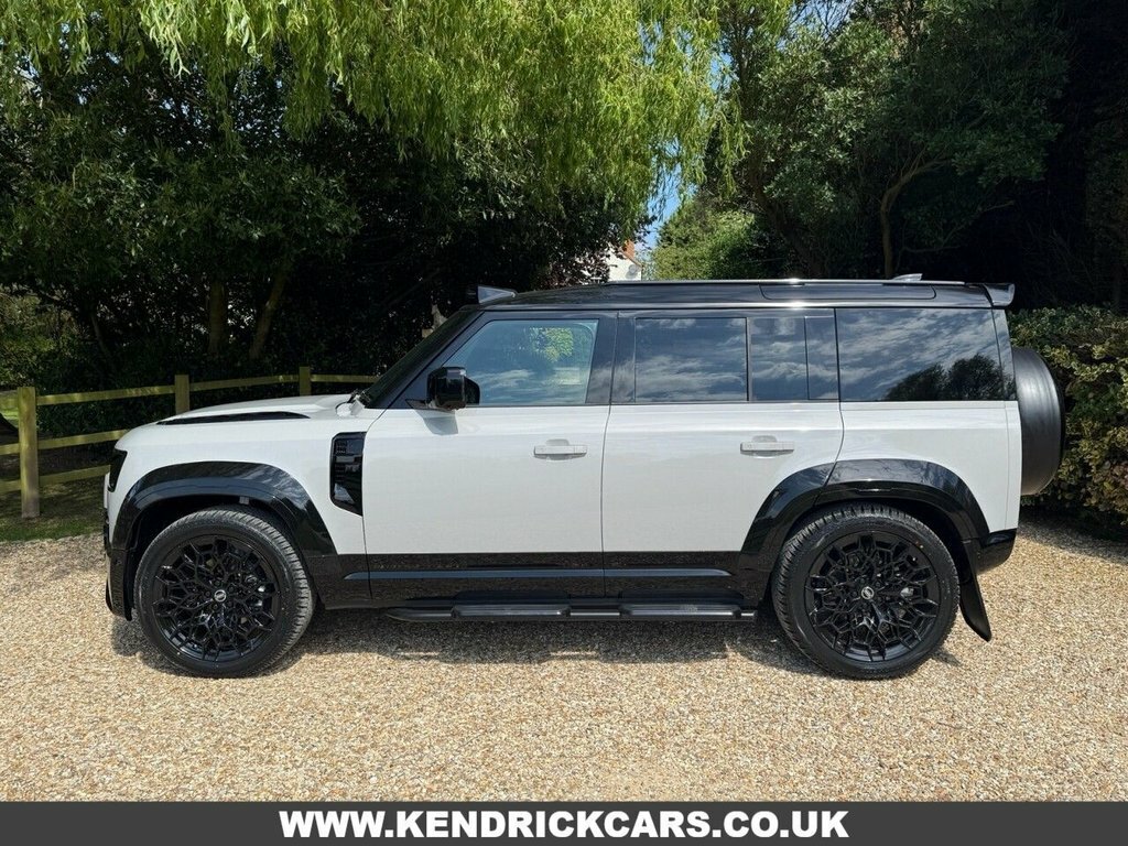 Land Rover Defender 110 Suv SK26QQQ Grey #6