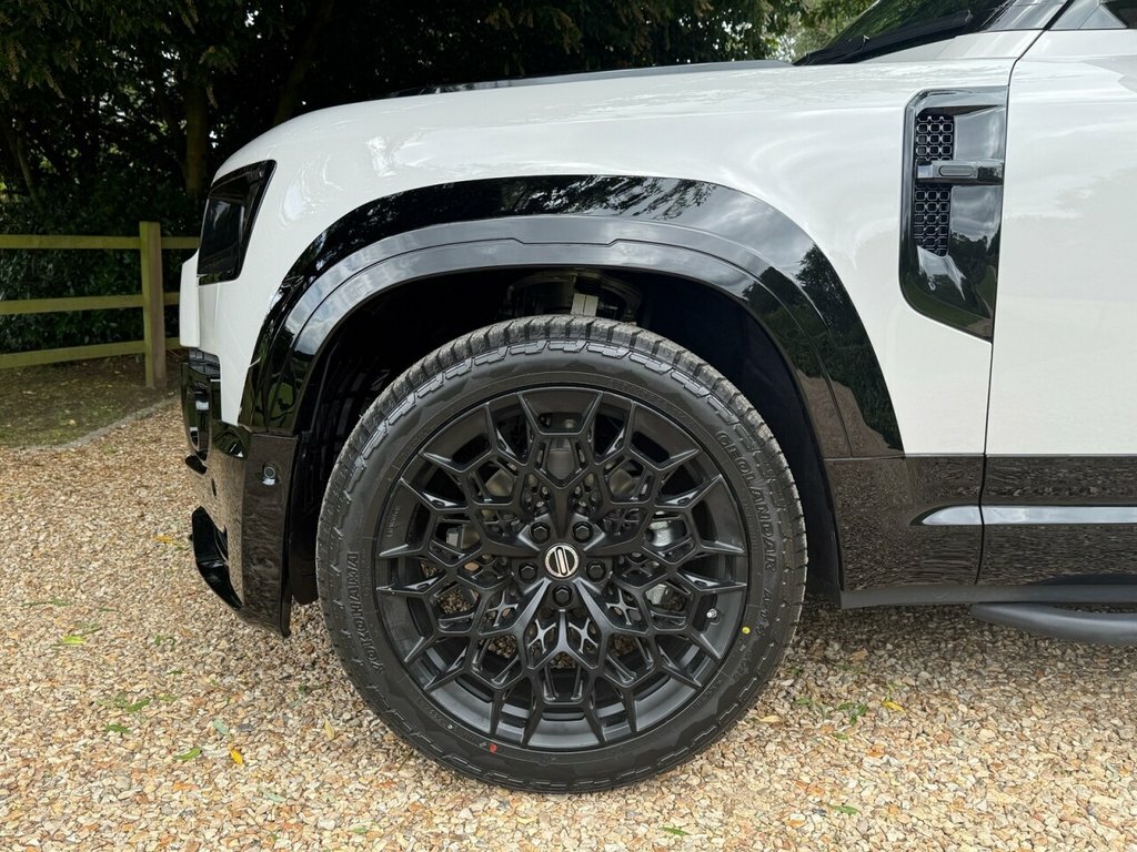 Land Rover Defender 110 Suv LK26QQQ Grey #4