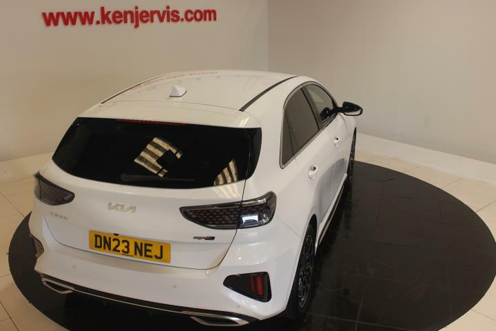 Kia Ceed 1.5 T-gdi Gt-line Hatchback Euro DN23NEJ White #6