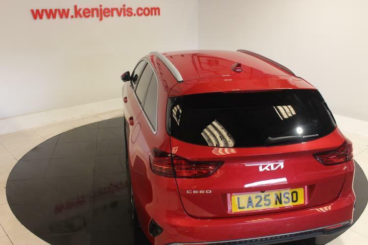 Kia Ceed 1.5 T-gdi 3 Sportswagon Dct Euro 6 Ss LA25NSO Red #5