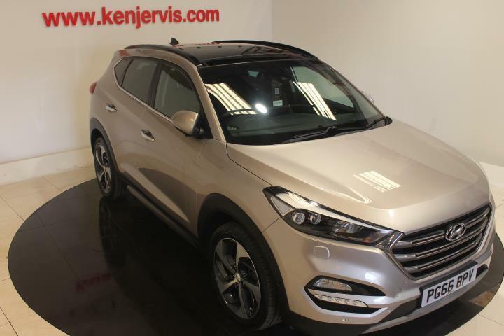 Hyundai Tucson 2.0 Crdi Premium Se Suv 4Wd Euro 6 PG66BPV White