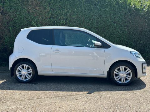Volkswagen Up High Up MD66CYJ White #2