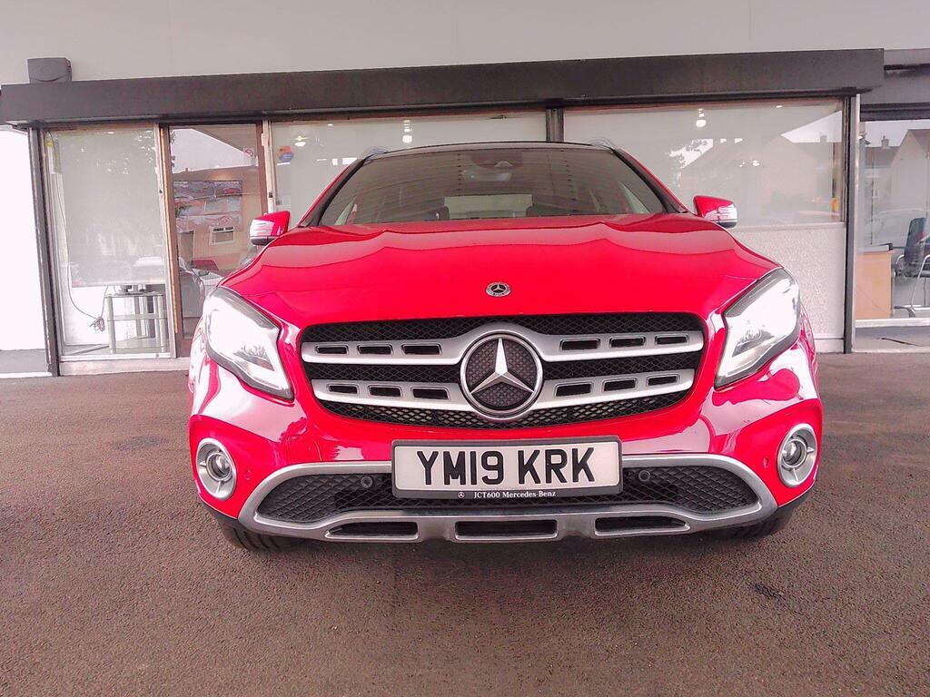 Mercedes-Benz GLA Class 1.6 Gla200 Sport Premium Plus 7G-dct Euro 6 S S YM19KRK Red #2