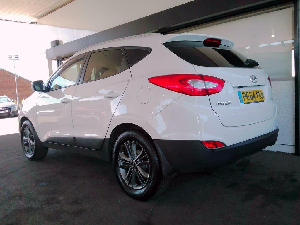 Hyundai Ix35  White #11