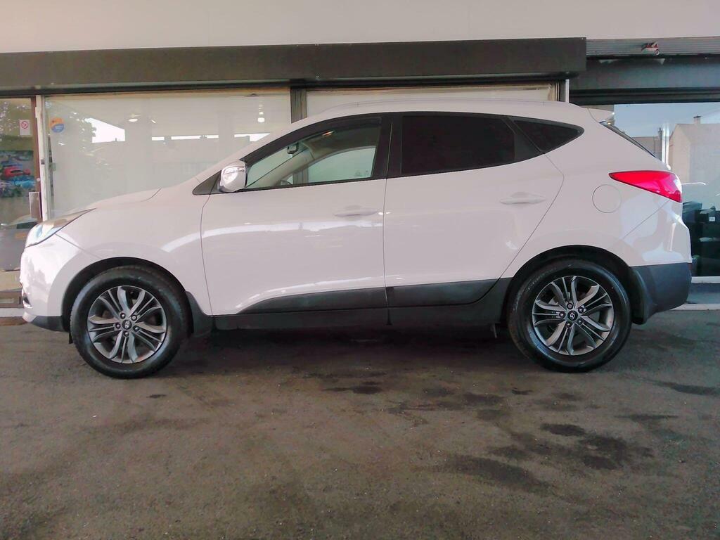 Hyundai Ix35  White #8