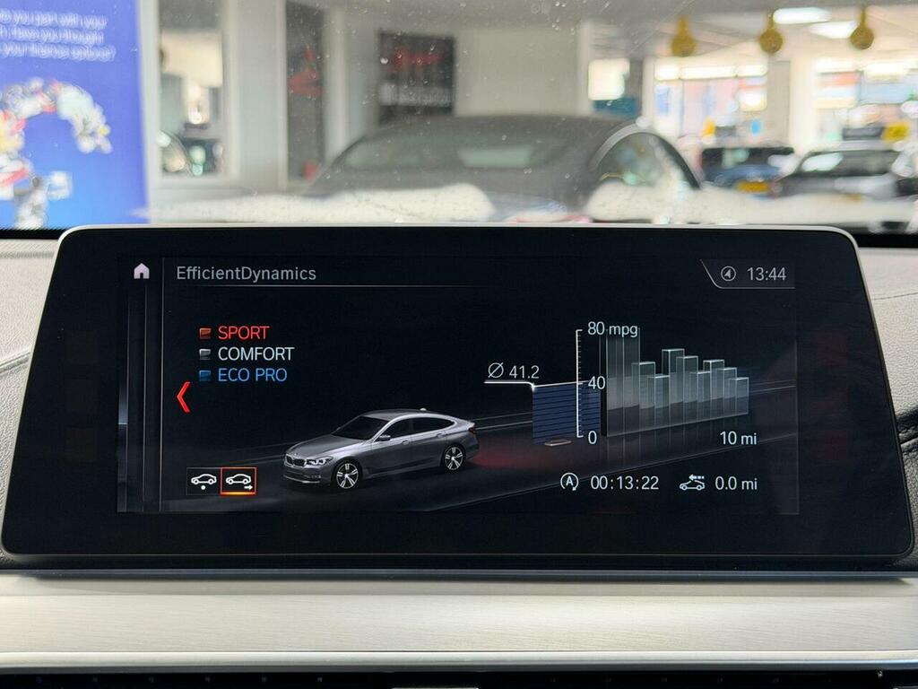 BMW 6 Series Gran Turismo 3L M Sport White #69