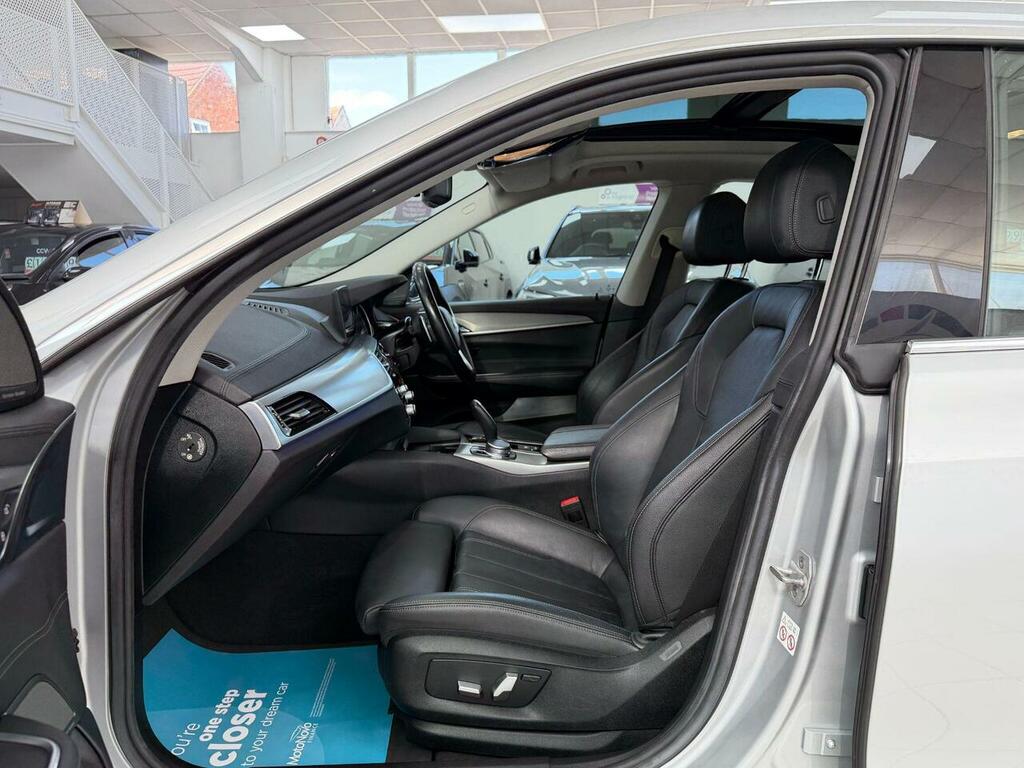 BMW 6 Series Gran Turismo 3L M Sport White #85