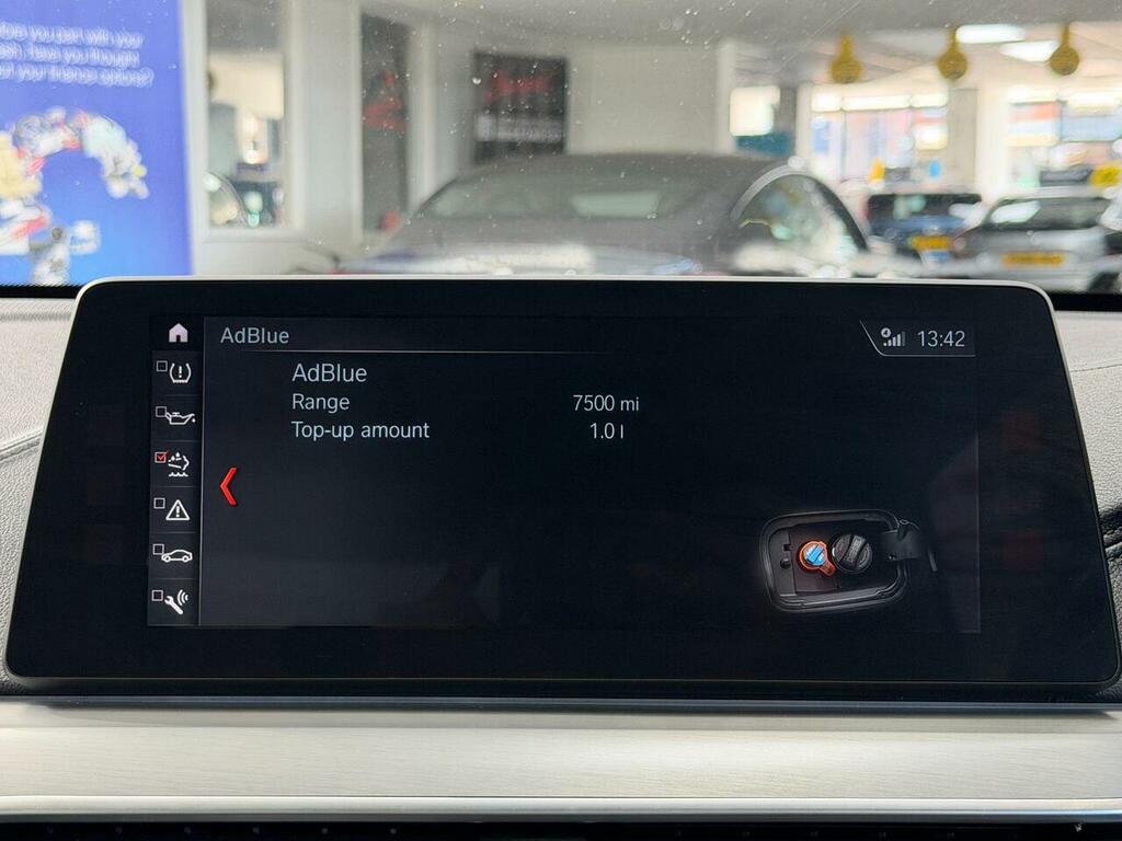 BMW 6 Series Gran Turismo 3L M Sport White #62