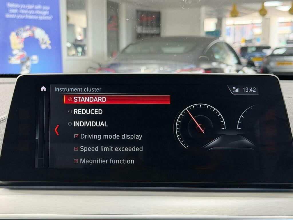 BMW 6 Series Gran Turismo 3L M Sport White #61
