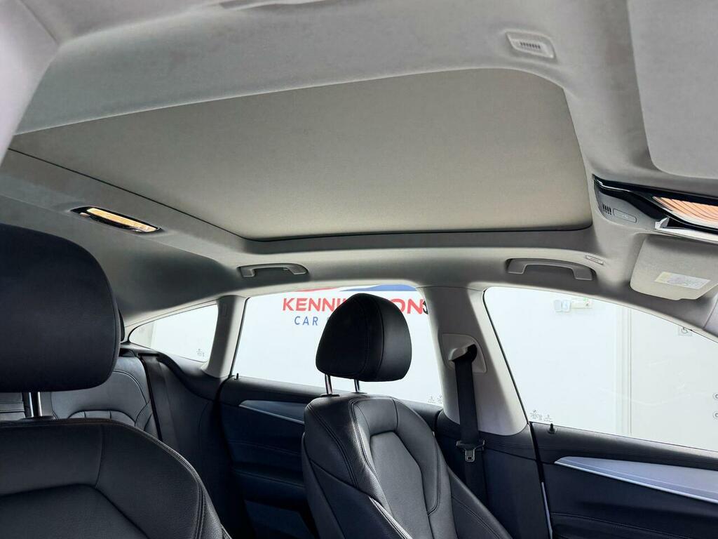 BMW 6 Series Gran Turismo 3L M Sport White #90