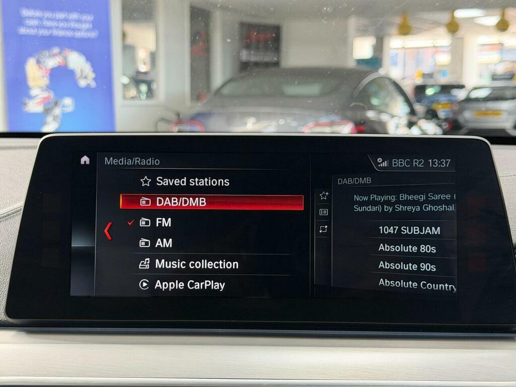 BMW 6 Series Gran Turismo 3L M Sport White #40