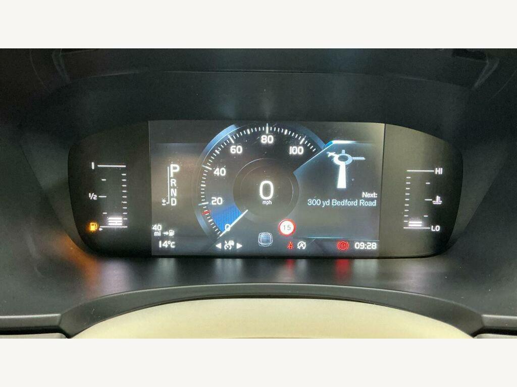 Volvo S90 D4 R-design Red #9