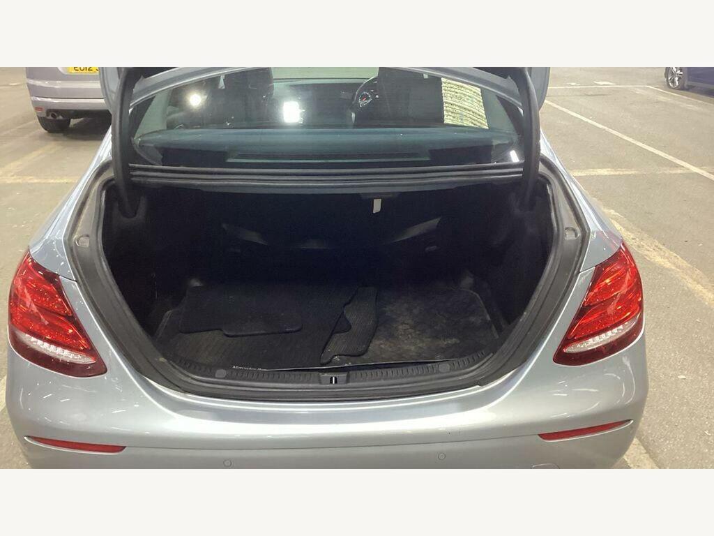 Mercedes-Benz E Class 2.0 E220d Amg Line Premium G-tronic Euro 6 Ss Black #10