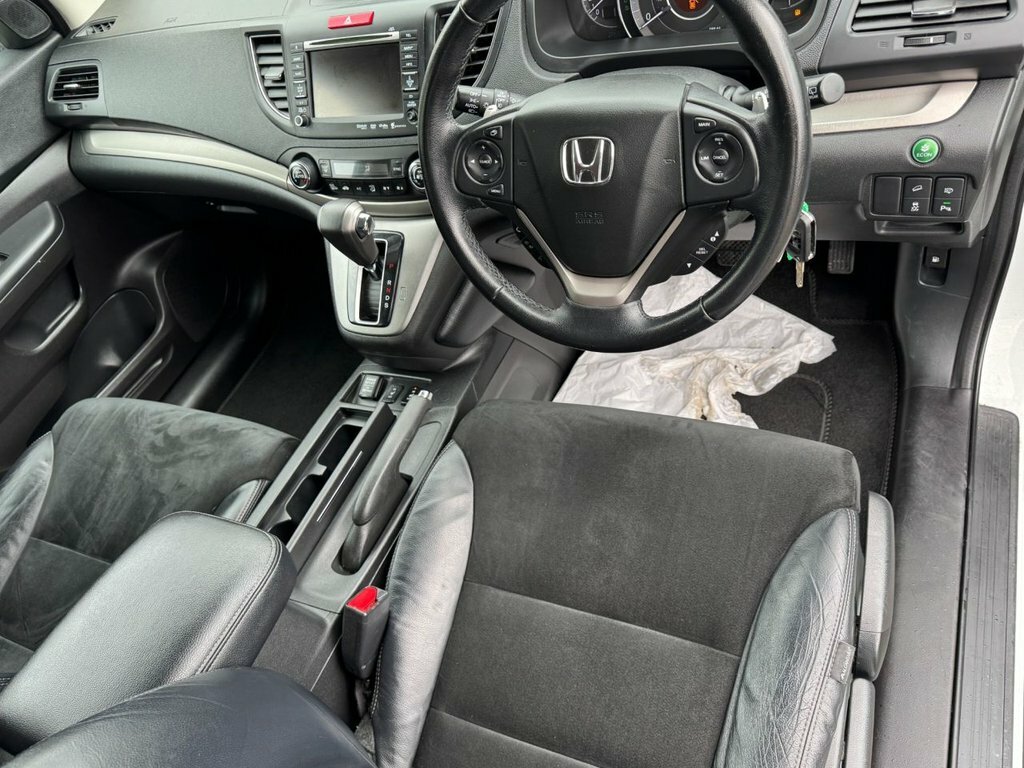Honda Cr-V 2L Se Plus Navi White #6