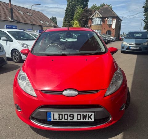 Ford Fiesta 1.6 Tdci Titanium LD09DWK  #2