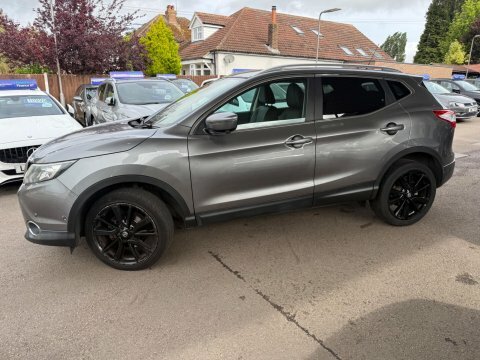 Nissan Qashqai 1.5 Dci Tekna KE65FSZ  #2