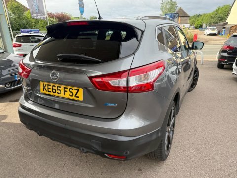 Nissan Qashqai 1.5 Dci Tekna KE65FSZ  #3